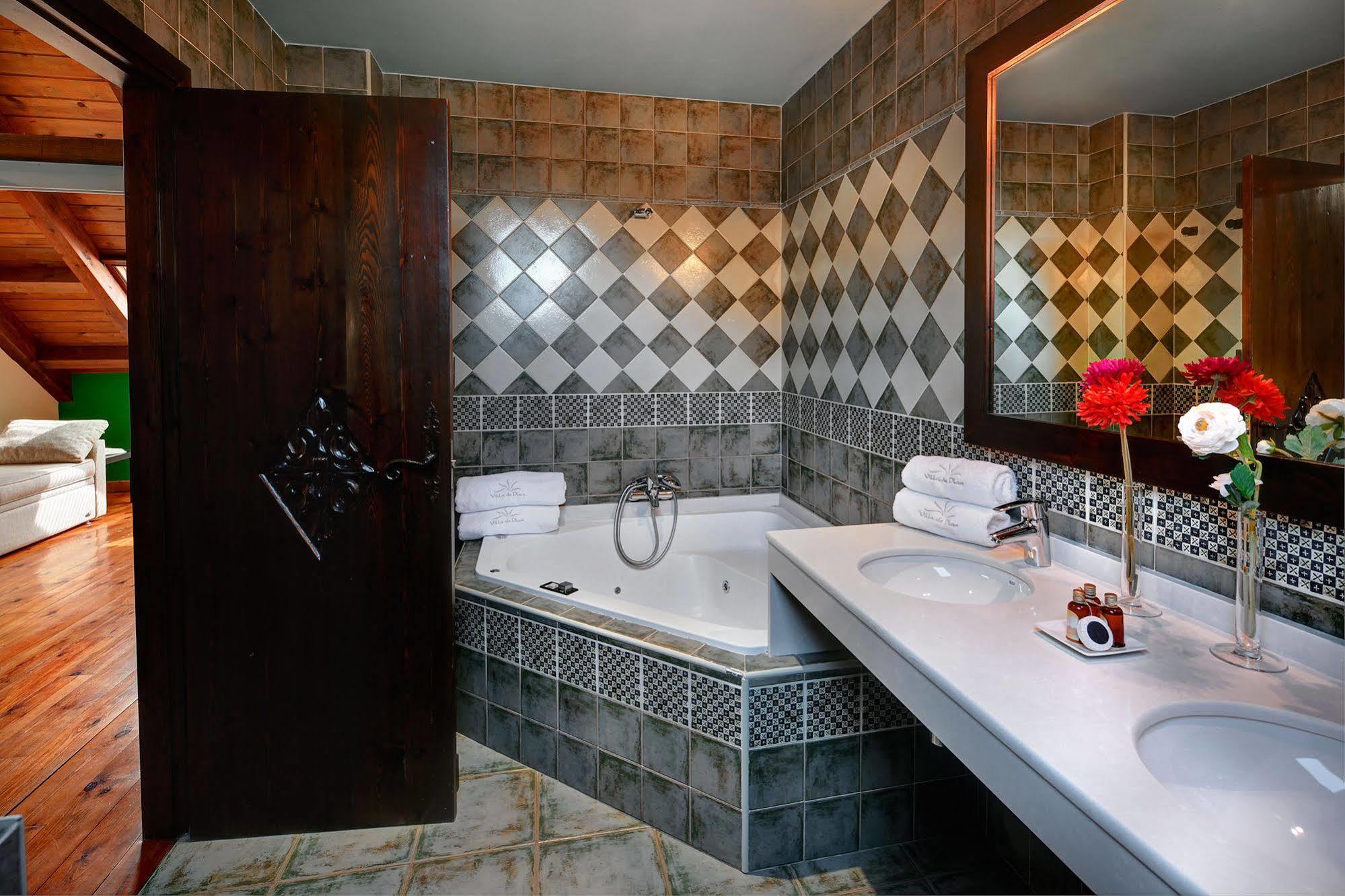 Villa De Plan Apartments&Suites Exterior foto